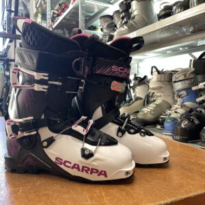 Scarpa Gea Alpine Touring Skis Boots, 24.5