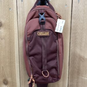 Camelbak Arete Crossbody Bag (8L, rustic red)