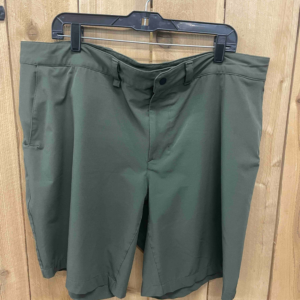 The North Face Shorts, Men's 40, Olive Green